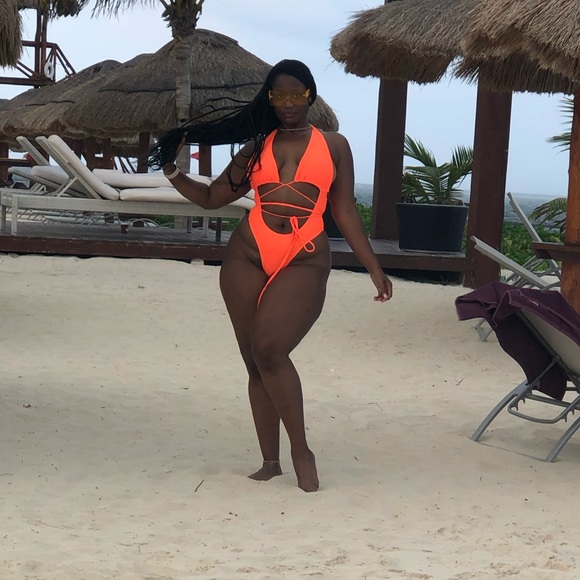 Sexy Strappy One Piece - Picture 3 of 3